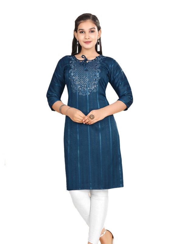 Kurti Set Chest Embroidery - Gambar 4